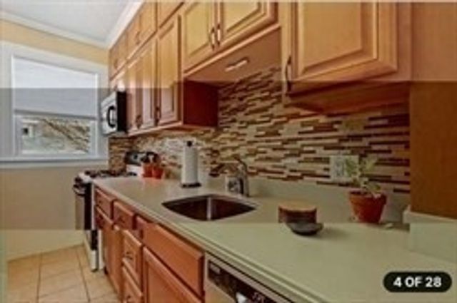 11 Almont St 1, Methuen, MA 01844