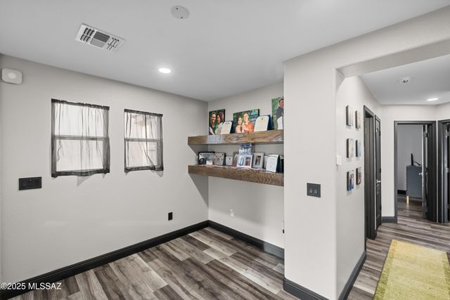 570 W Paseo Celestial, Sahuarita, AZ 85629