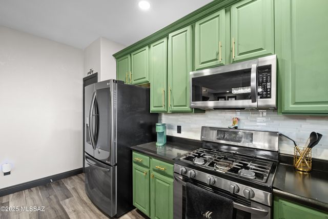 570 W Paseo Celestial, Sahuarita, AZ 85629