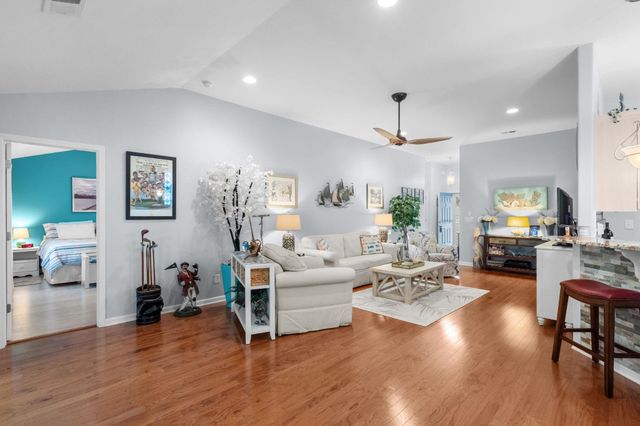 1608 Hack Ct., Surfside Beach, SC 29575
