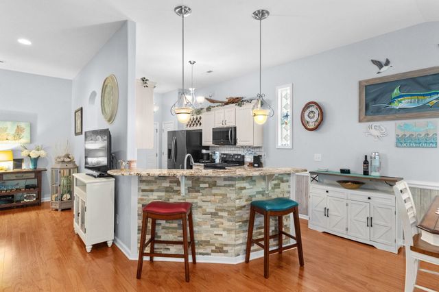1608 Hack Ct., Surfside Beach, SC 29575
