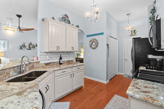 1608 Hack Ct., Surfside Beach, SC 29575