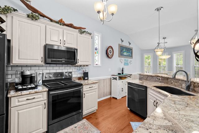 1608 Hack Ct., Surfside Beach, SC 29575