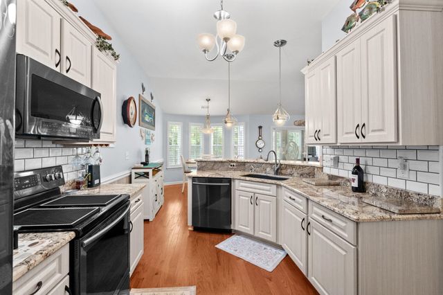 1608 Hack Ct., Surfside Beach, SC 29575