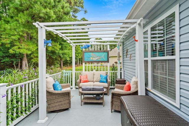 1608 Hack Ct., Surfside Beach, SC 29575