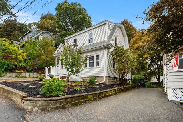 27 Governor Rd, Arlington, MA 02474