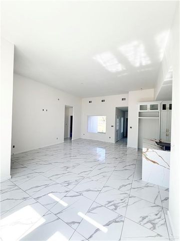 2107 E La Pointe Avenue, Alton, TX 78573