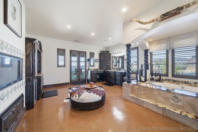 9639 Horizon Circle, Sperry, OK 74073