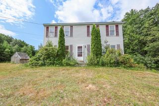 16 Little River Road, Nottingham, NH 03290