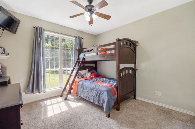 613 Kwando Ln, Bullard, TX 75757