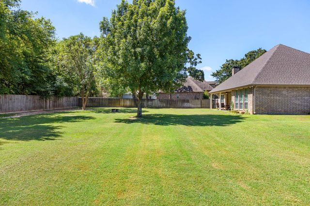 613 Kwando Ln, Bullard, TX 75757