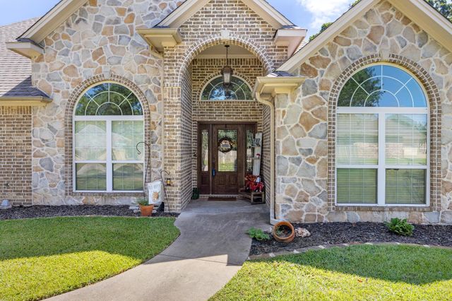 613 Kwando Ln, Bullard, TX 75757