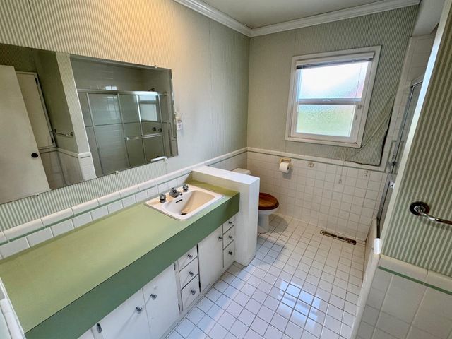 3657 H Street, Eureka, CA 95503