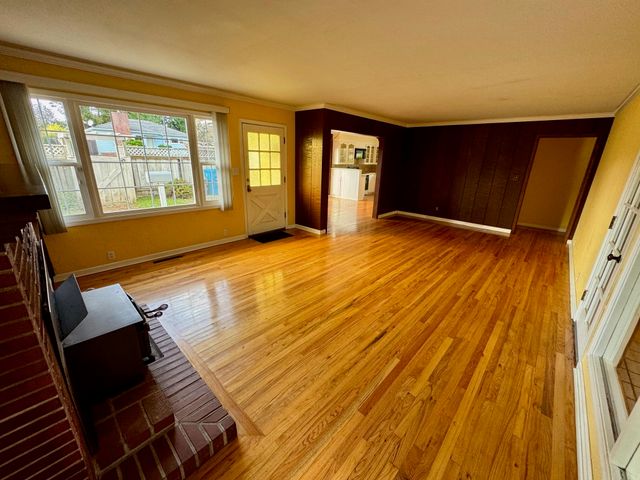 3657 H Street, Eureka, CA 95503