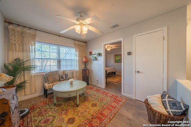 8110 SCOTTSHILL, San Antonio, TX 78209