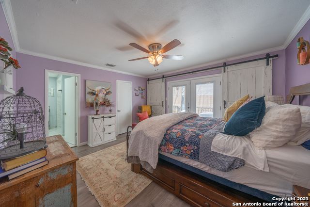 8110 SCOTTSHILL, San Antonio, TX 78209