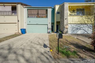 8110 SCOTTSHILL, San Antonio, TX 78209