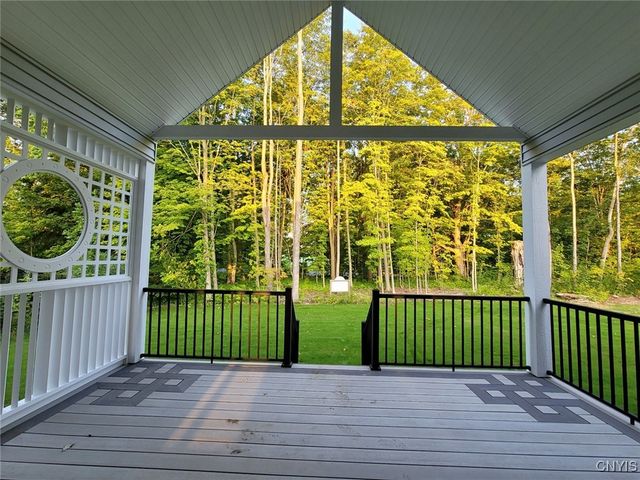 3R North Hayes Road, Lysander, NY 13027