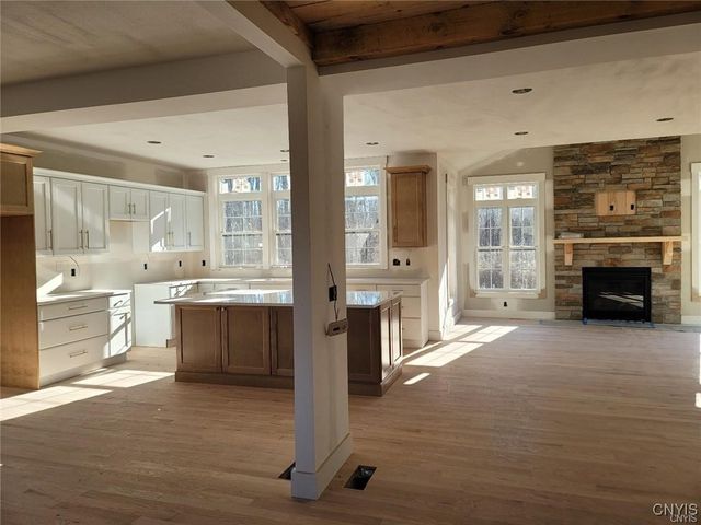 3R North Hayes Road, Lysander, NY 13027