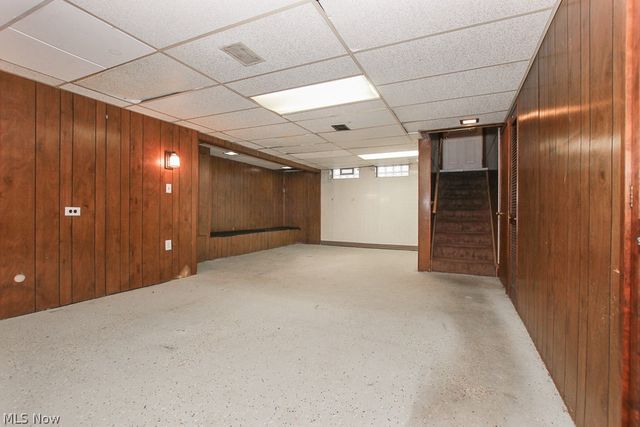 15305 Rockside Road, Maple Heights, OH 44137