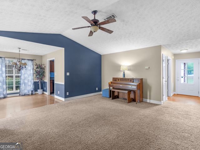 141 Royal Way, Mcdonough, GA 30252