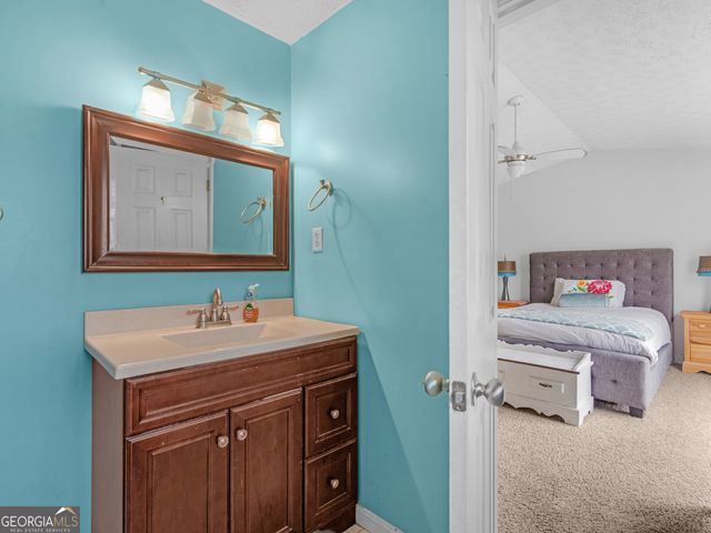 141 Royal Way, Mcdonough, GA 30252