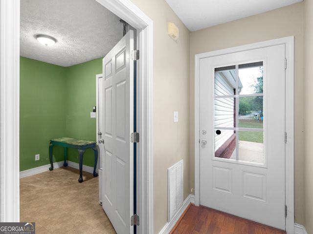 141 Royal Way, Mcdonough, GA 30252