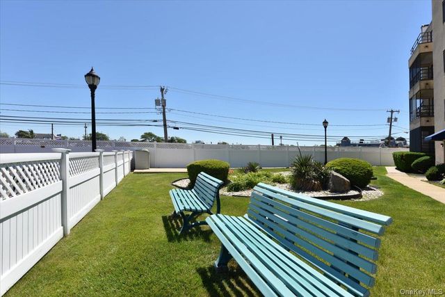 725 Miller Avenue 218, Freeport, NY 11520