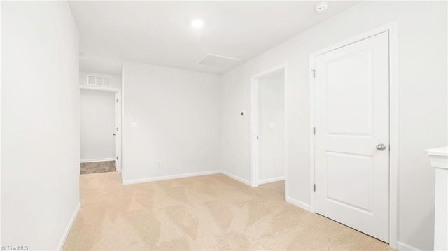 1602 Hamilton Hills Drive, Greensboro, NC 27406