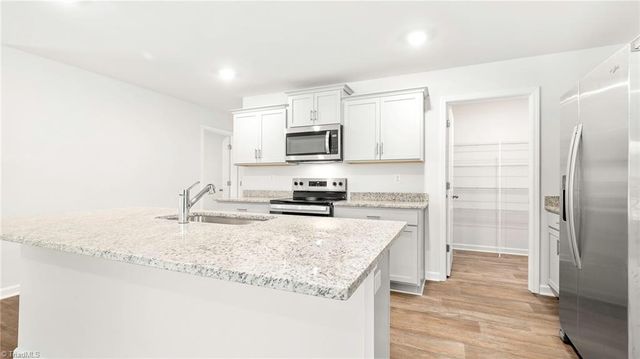 1602 Hamilton Hills Drive, Greensboro, NC 27406