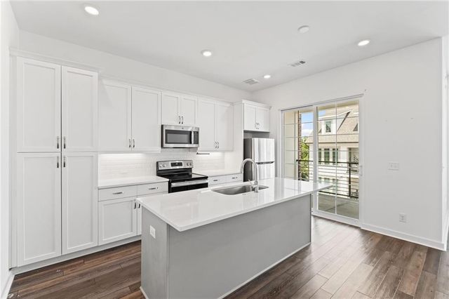 127 Devore Road 204, Alpharetta, GA 30009