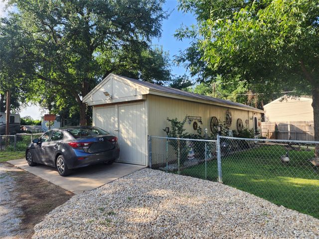 3843 Gila Circle, Granbury, TX 76048