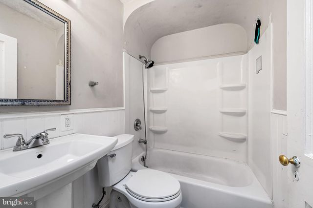 118 CHERRYDELL RD, Catonsville, MD 21228