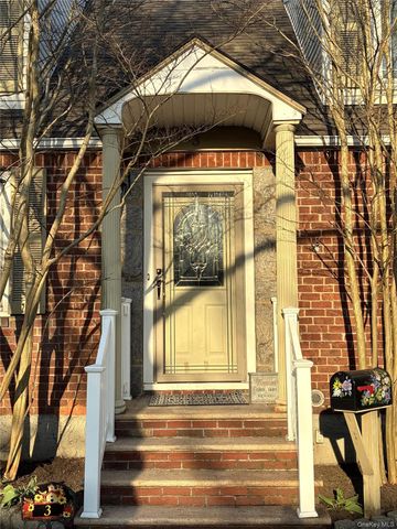 3 Chestnut Avenue, Floral Park, NY 11001