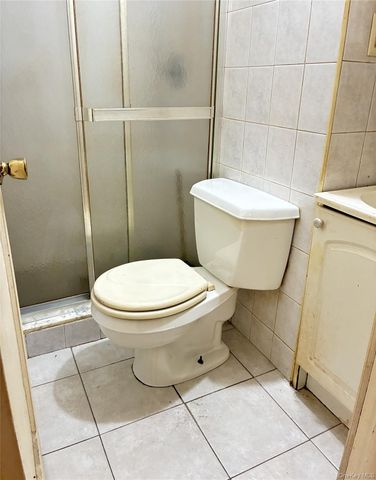 3 Chestnut Avenue, Floral Park, NY 11001