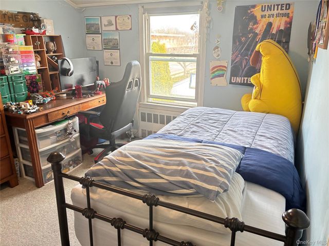 3 Chestnut Avenue, Floral Park, NY 11001