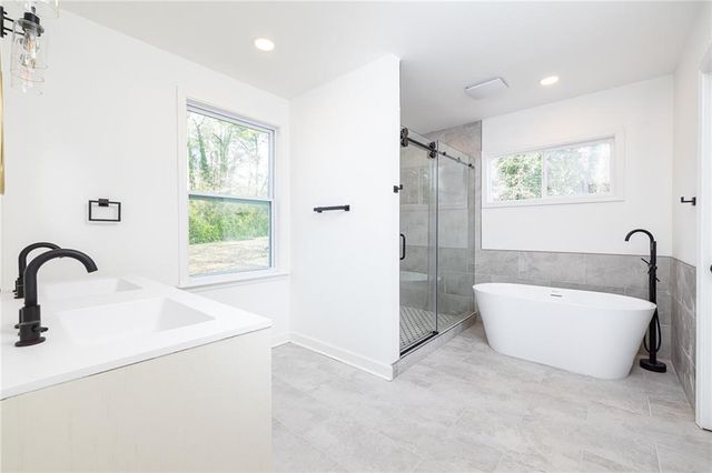 2224 Rosewood Road, Decatur, GA 30032