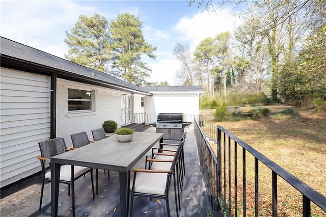 2224 Rosewood Road, Decatur, GA 30032