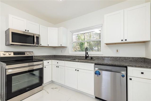 2224 Rosewood Road, Decatur, GA 30032