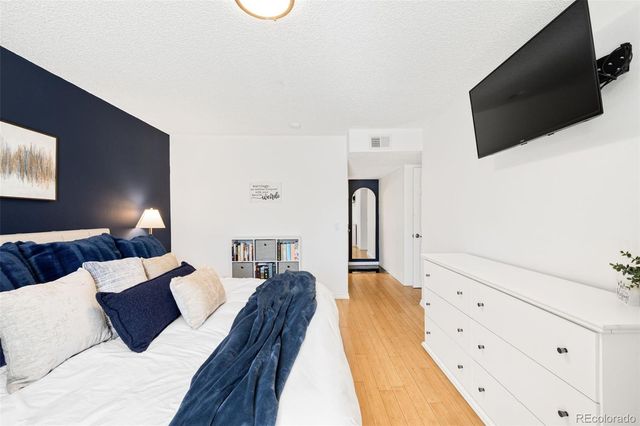 7395 E Eastman Avenue 201M, Denver, CO 80231