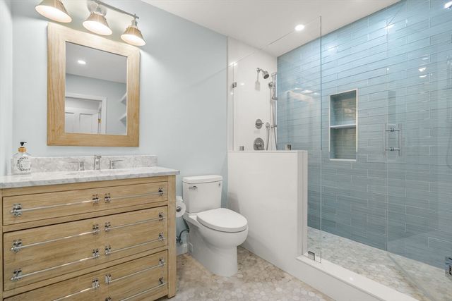 350 North Street 301, Boston, MA 02113