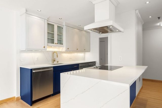 350 North Street 301, Boston, MA 02113