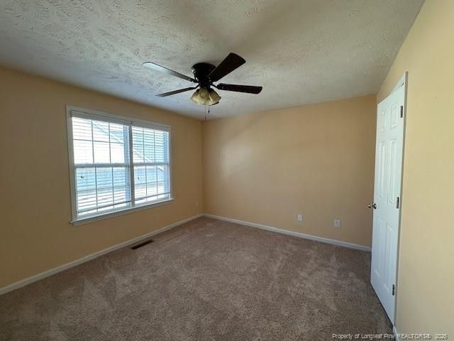 1920 Abbeydale Lane, Fayetteville, NC 28304