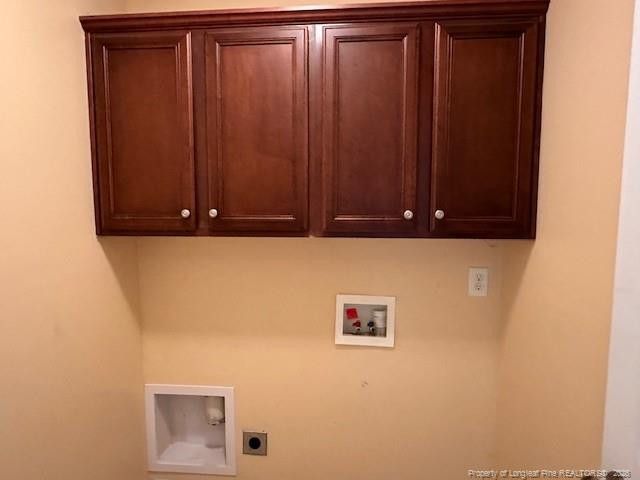 1920 Abbeydale Lane, Fayetteville, NC 28304