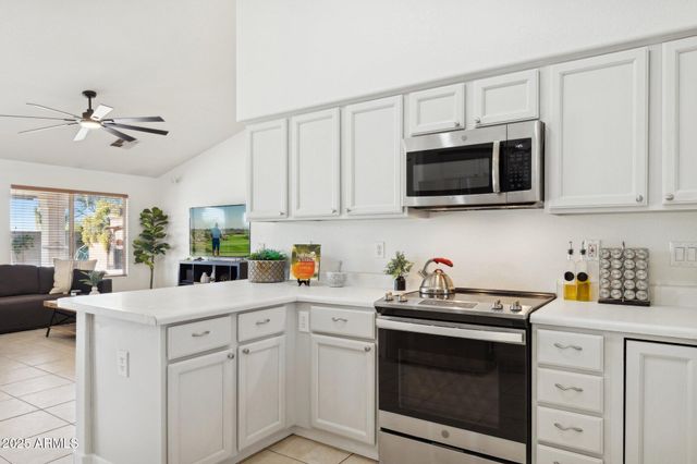 28826 N 45TH Street, Cave Creek, AZ 85331