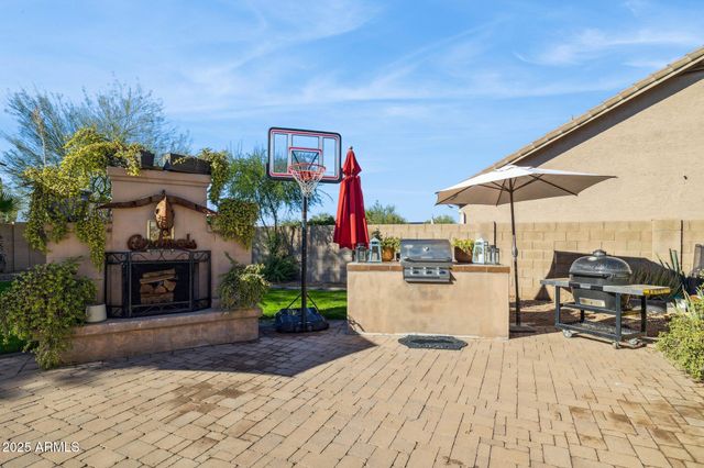 28826 N 45TH Street, Cave Creek, AZ 85331