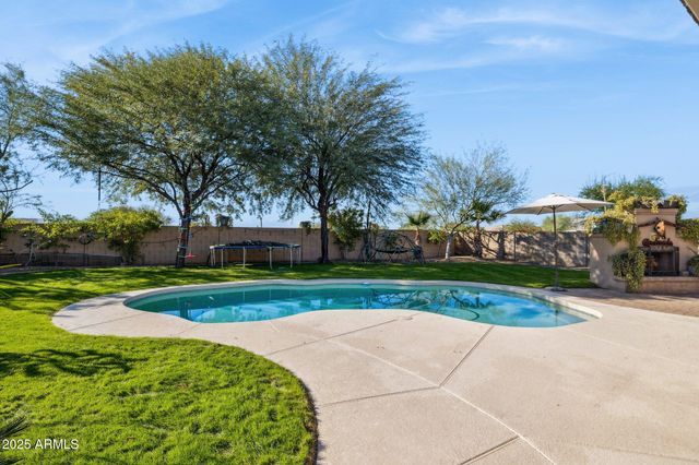 28826 N 45TH Street, Cave Creek, AZ 85331