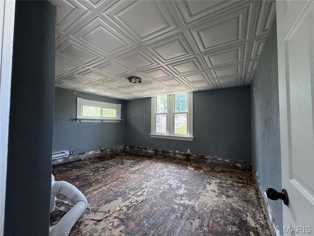 407 Portland Avenue, Belleville, IL 62220