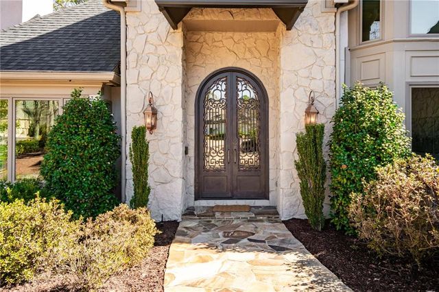 6025 Carlisle Lane, Johns Creek, GA 30022