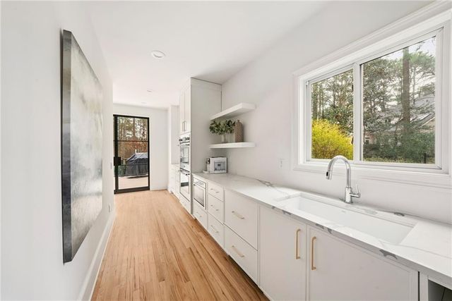 6025 Carlisle Lane, Johns Creek, GA 30022